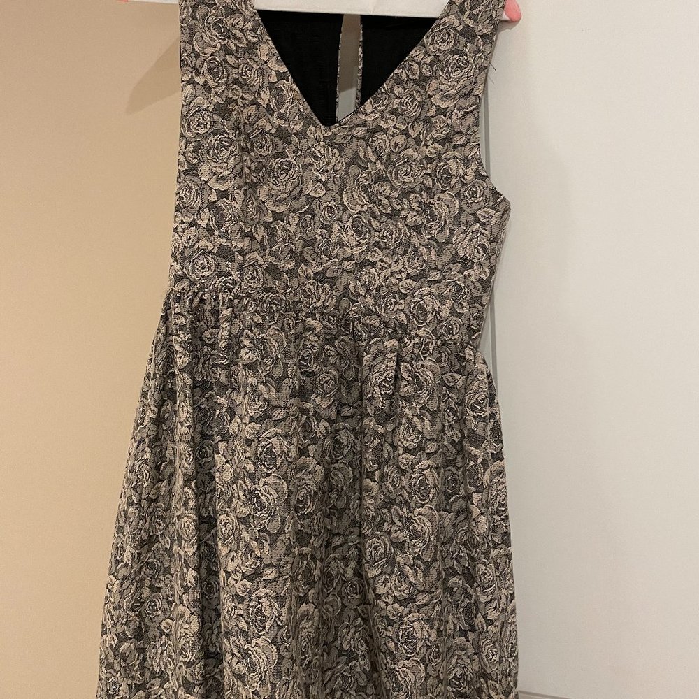Audrey Gray Open Back Rose Pattern Cocktail Dress